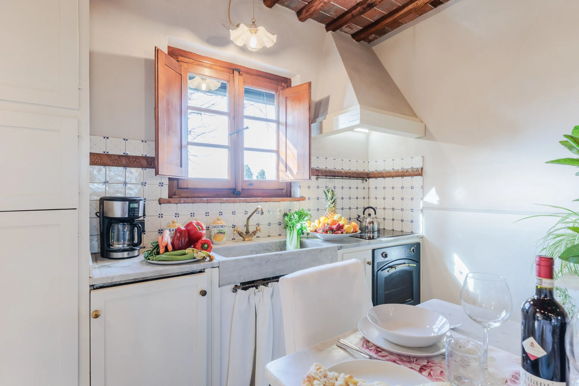Cucina attrezzata al piano terra